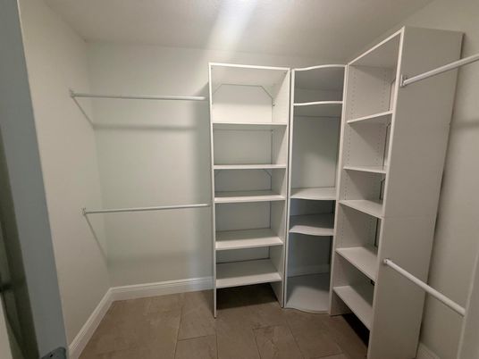 Interior, Walk-in Closets