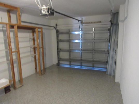 Garage, Interior