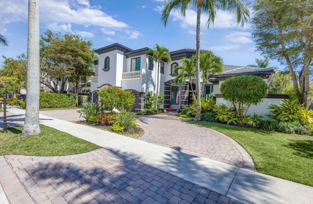 Backyard, Exterior, Facade, Mediterranean