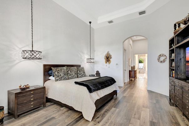 Bedroom, Interior, Pendant Lights, Wood Texture Flooring