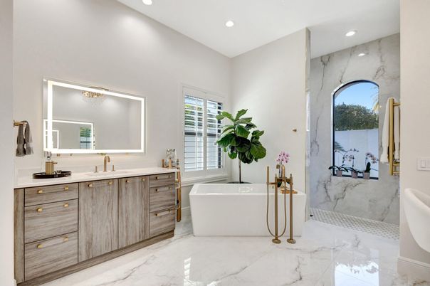 Bathroom, Free Standing Baths, Interior, Marble, Marble Walls, Recessed Lighting