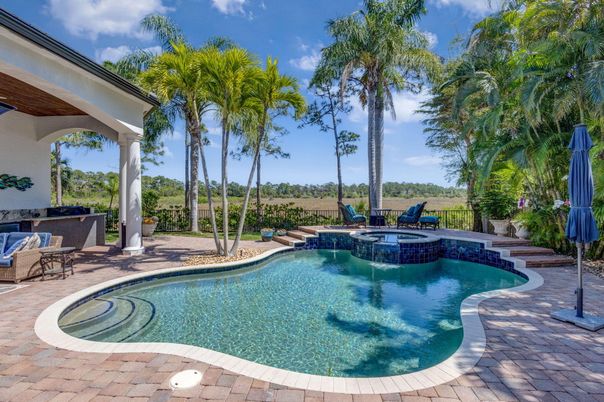 Exterior, Pool, Water