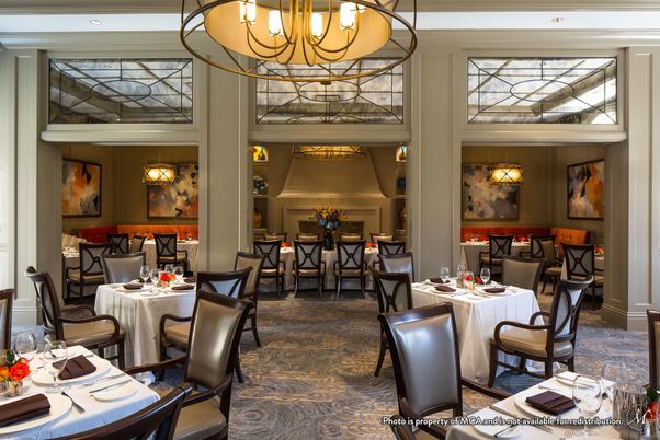 Chandelier, Dining room, Interior, Recessed Lighting