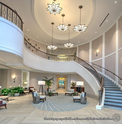 Chandelier, Interior, Living room, Pendant Lights, Recessed Lighting