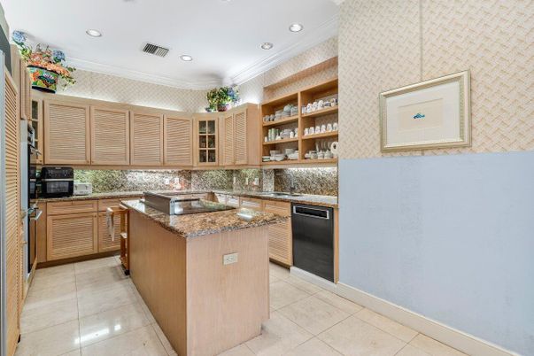Interior, Kitchen, Recessed Lighting