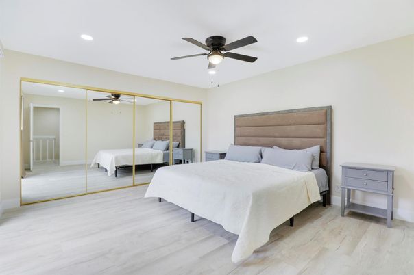 Bedroom, Interior, Recessed Lighting, Wood Texture Flooring