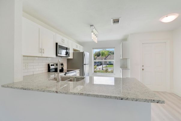Interior, Kitchen, Stainless Steel Appliances