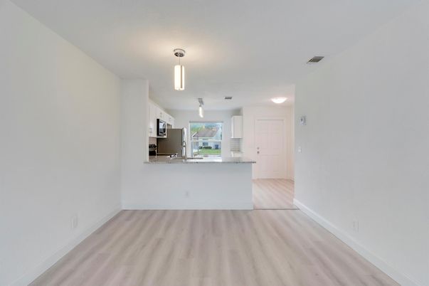 Interior, Kitchen, Pendant Lights, Wood Texture Flooring