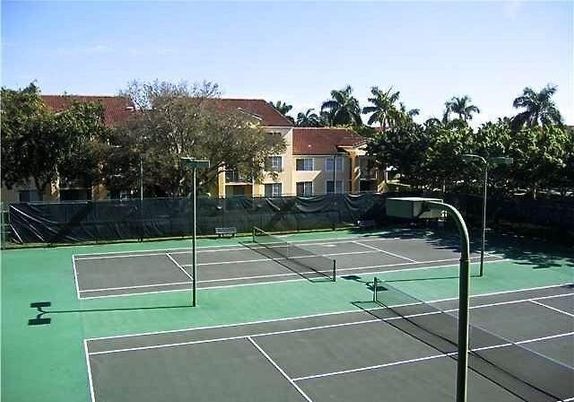 Exterior, Tennis Courts