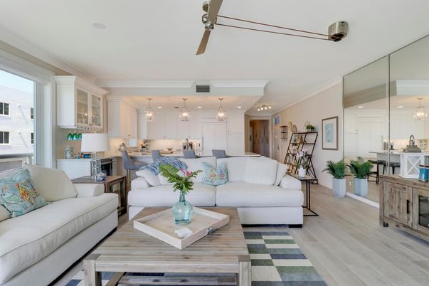 Interior, Kitchen, Living room, Pendant Lights, Recessed Lighting, Wood Texture Flooring