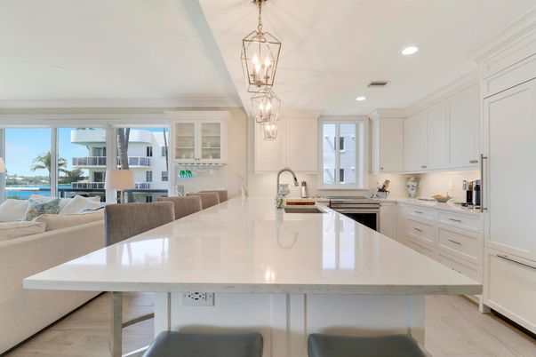 Interior, Kitchen, Living room, Pendant Lights, Recessed Lighting, Water, Wood Texture Flooring