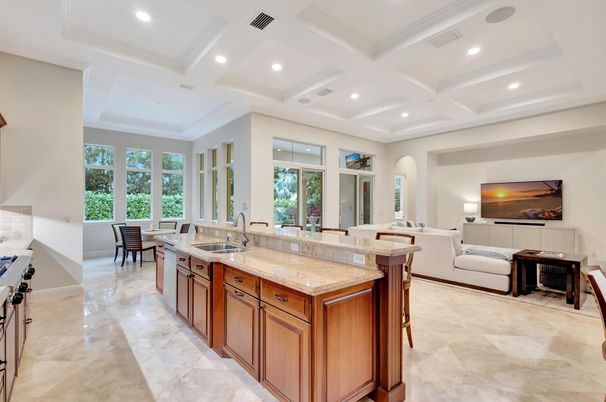 Dining room, Interior, Living room, Recessed Lighting