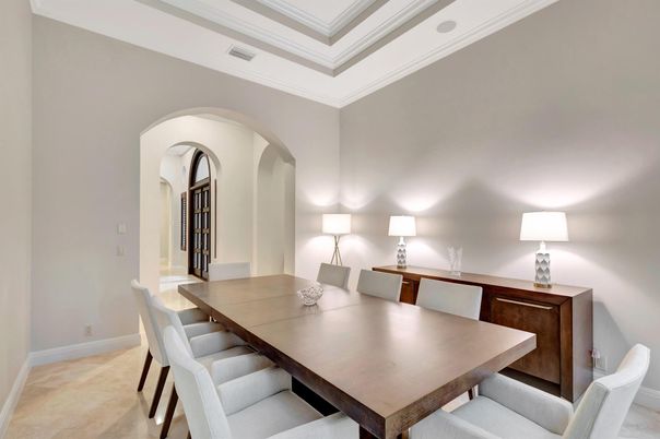 Dining room, Interior