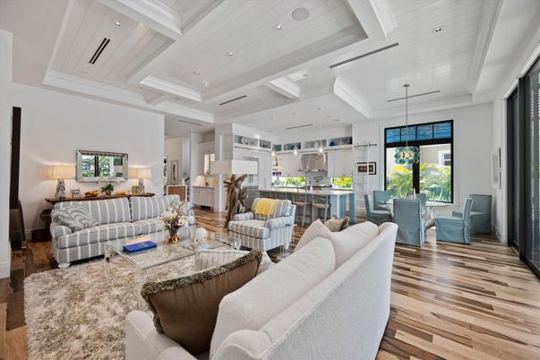 Dining room, Interior, Kitchen, Living room, Pendant Lights, Recessed Lighting, Stainless Steel Appliances, Wood Texture Flooring