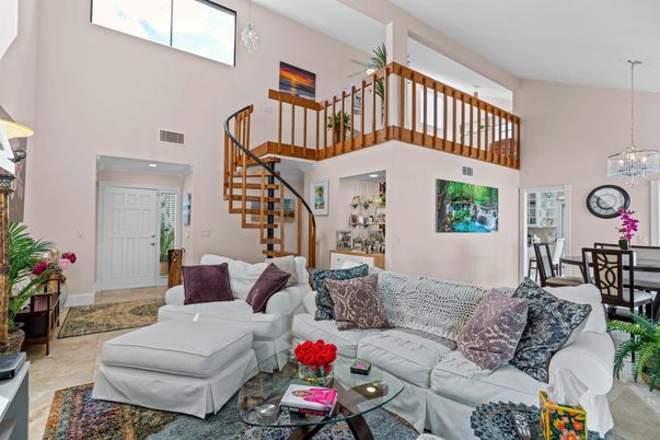 Dining room, Interior, Living room, Pendant Lights