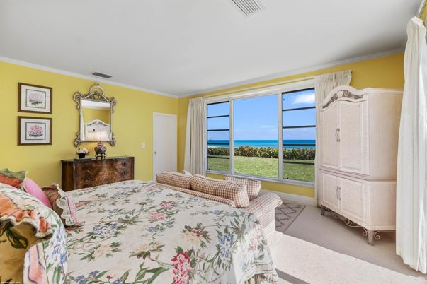 Bedroom, Interior, Water