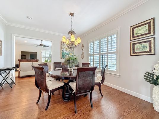 Chandelier, Dining room, Interior, Recessed Lighting, Wood Texture Flooring