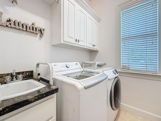 Interior, Washer