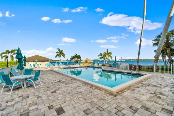 Exterior, Pool, Water
