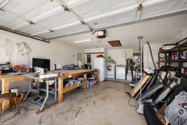 Garage, Interior, Utility Closets, Washer