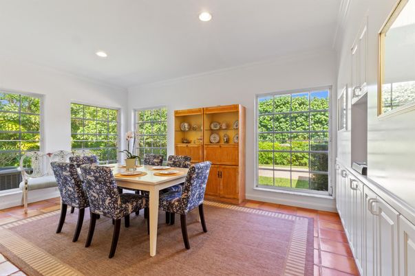 Dining room, Interior, Recessed Lighting