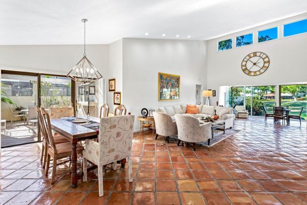 Dining room, Interior, Living room, Pendant Lights, Recessed Lighting