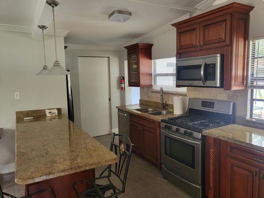 Interior, Kitchen, Pendant Lights, Stainless Steel Appliances