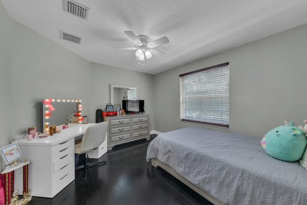 Bedroom, Home Office, Interior, Wood Texture Flooring