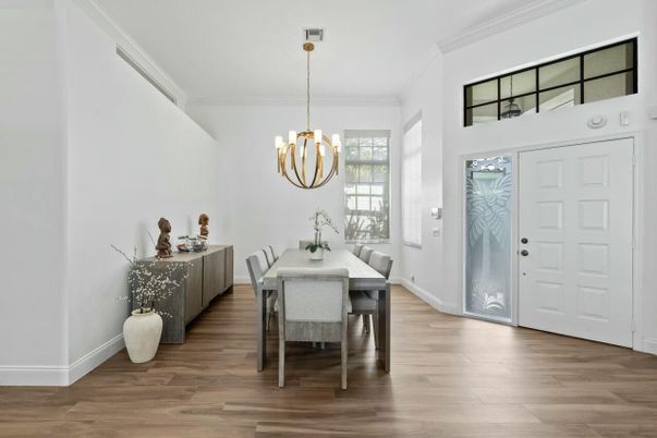 Chandelier, Dining room, Interior, Pendant Lights, Wood Texture Flooring