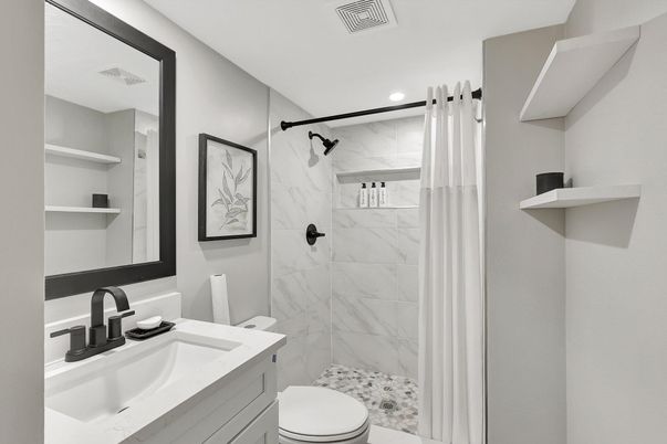 Bathroom, Interior, Marble Walls, Recessed Lighting