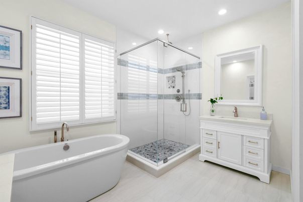 Bathroom, Free Standing Baths, Glass Shower, Interior, Recessed Lighting