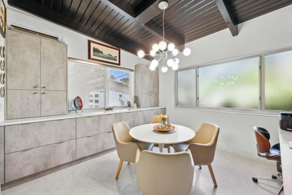 Dining room, Interior, Pendant Lights, Wooden Beams, Wooden Ceilings