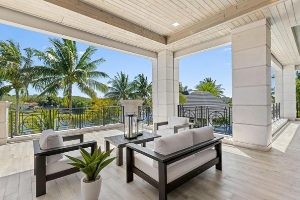 Exterior, Wood Texture Flooring