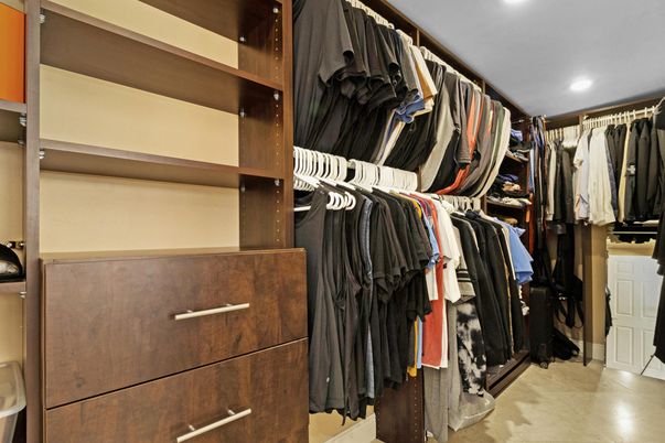 Interior, Recessed Lighting, Walk-in Closets
