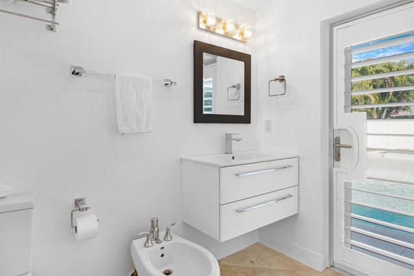 Bathroom, Interior