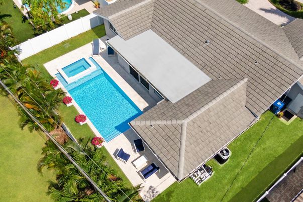 Exterior, Drone