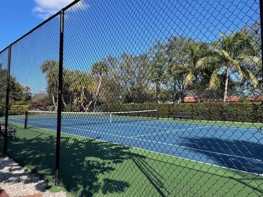 Exterior, Tennis Courts
