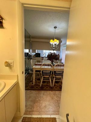 Chandelier, Dining room, Interior