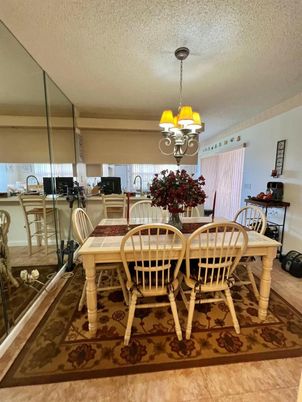 Chandelier, Dining room, Interior