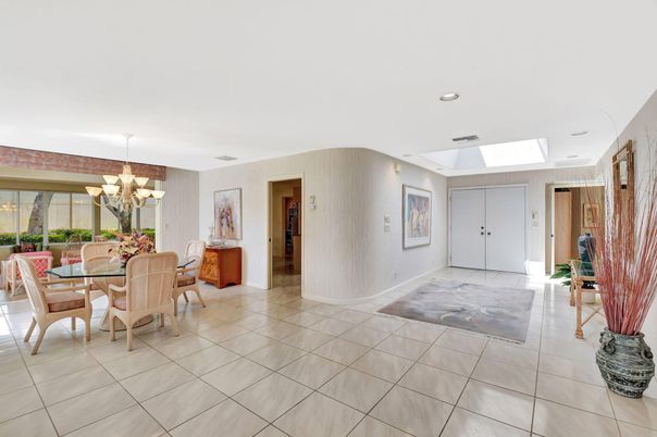 Chandelier, Dining room, Interior, Recessed Lighting