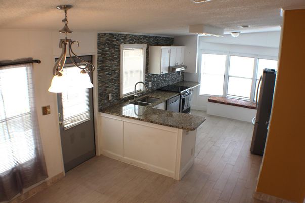 Interior, Kitchen, Pendant Lights, Wood Texture Flooring
