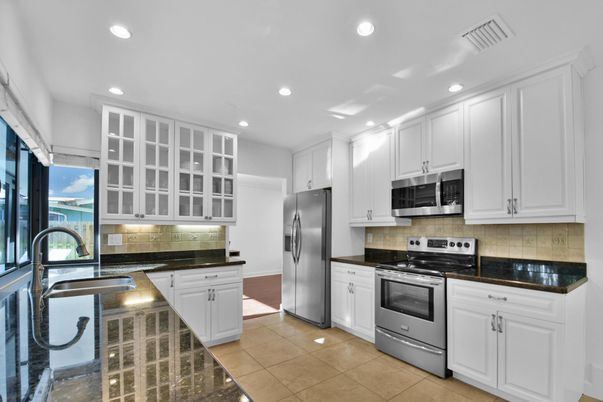 Interior, Kitchen, Recessed Lighting, Stainless Steel Appliances, Water