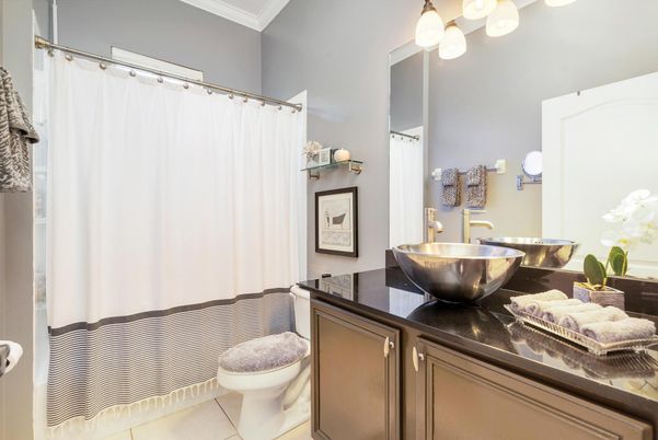Bathroom, Interior