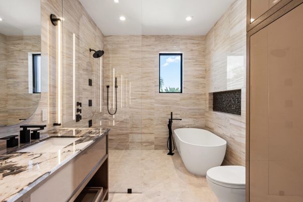 Bathroom, Dual Sink Vanities, Free Standing Baths, Glass Shower, Interior, Recessed Lighting
