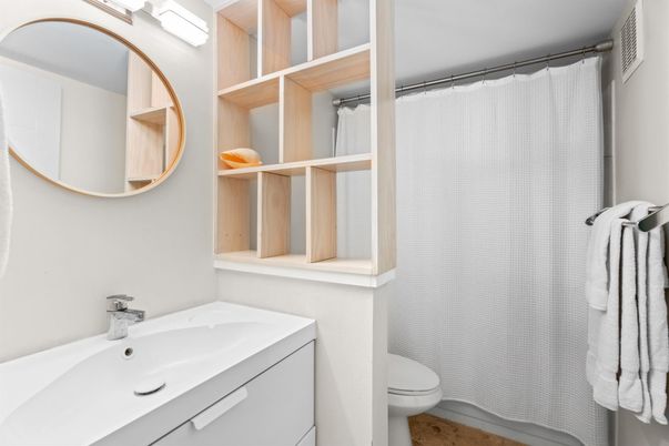 Bathroom, Interior