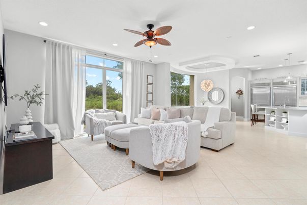 Dining room, Interior, Living room, Pendant Lights, Recessed Lighting