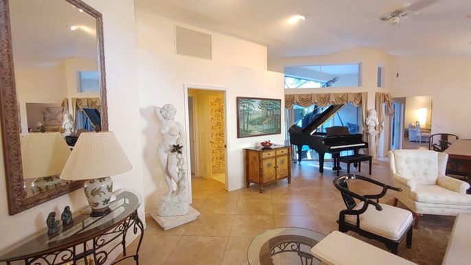 Interior, Piano, Recessed Lighting