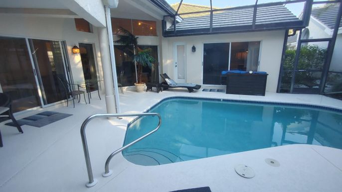 Interior, Pool