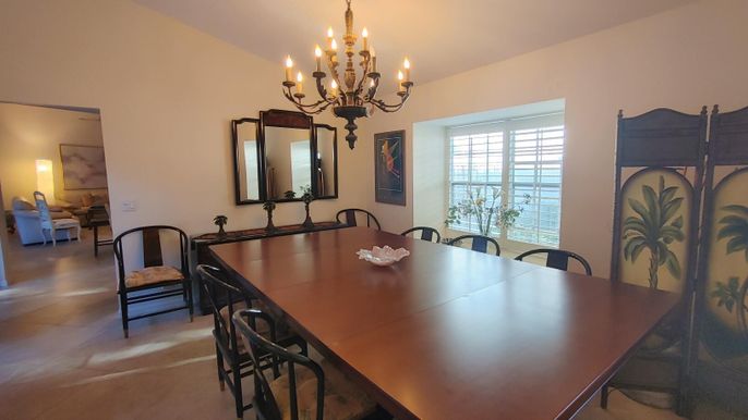 Chandelier, Dining room, Interior