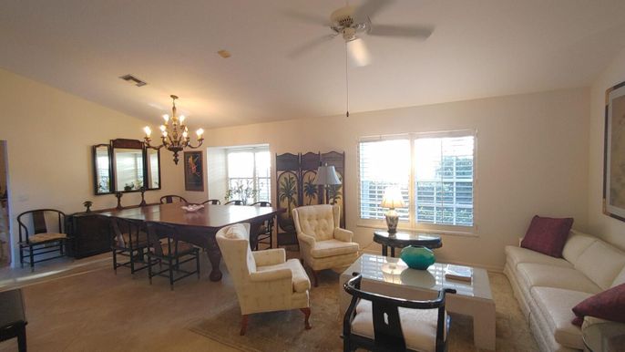 Chandelier, Dining room, Interior, Living room